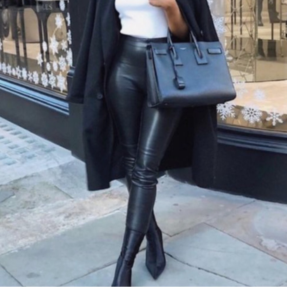ABERCROMBIE | Vegan Leather Leggings